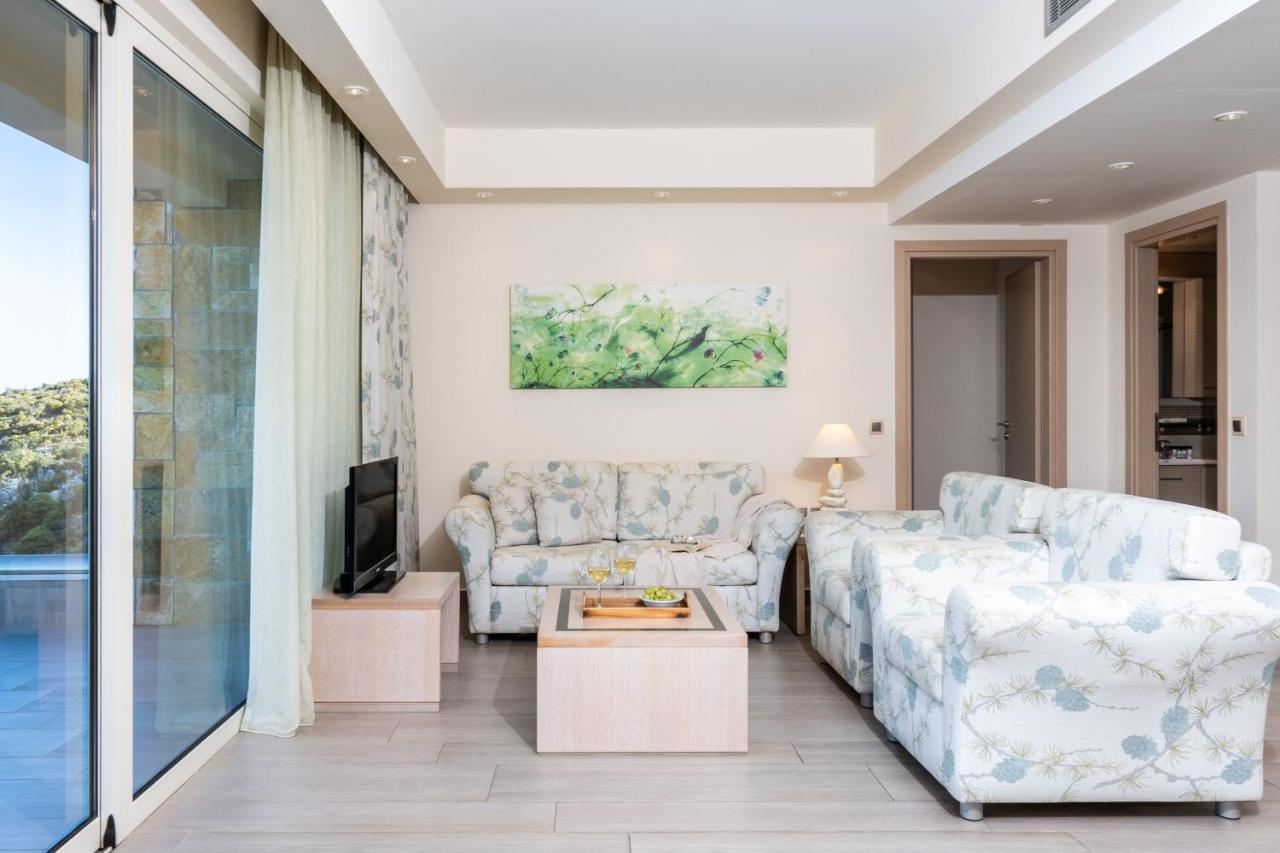 Princess Kyniska Suites Plítra Dış mekan fotoğraf